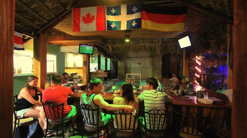 Arenal Hostel Resort La Fortuna Exterior photo